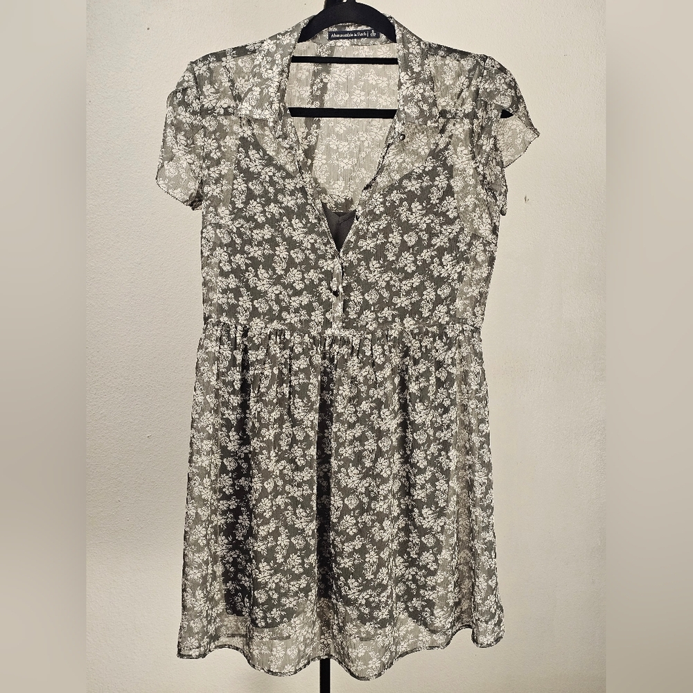 Women's dress
